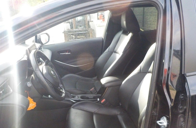 Toyota Corolla cena 42900 przebieg: 275734, rok produkcji 2019 z Sokółka małe 631